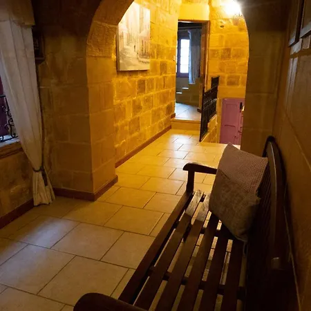 Prickly Pear Holiday No.1 San Lawrenz