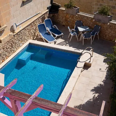 بيت للعطل Prickly Pear Holiday No.1