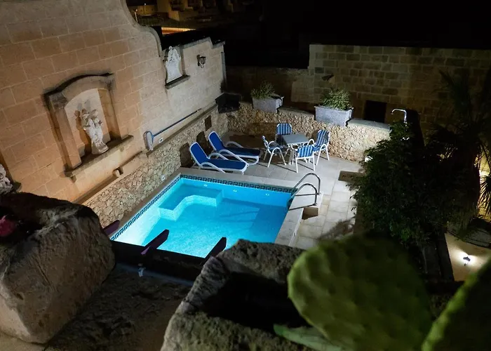 Prickly Pear Holiday No.1 San Lawrenz