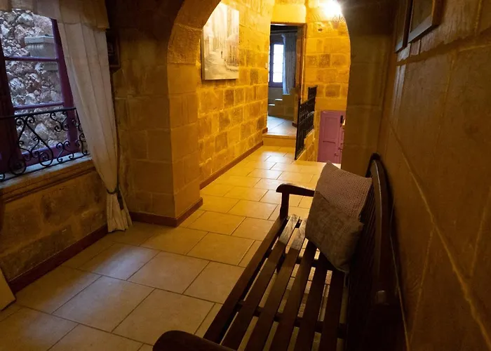 Prickly Pear Holiday No.1 San Lawrenz